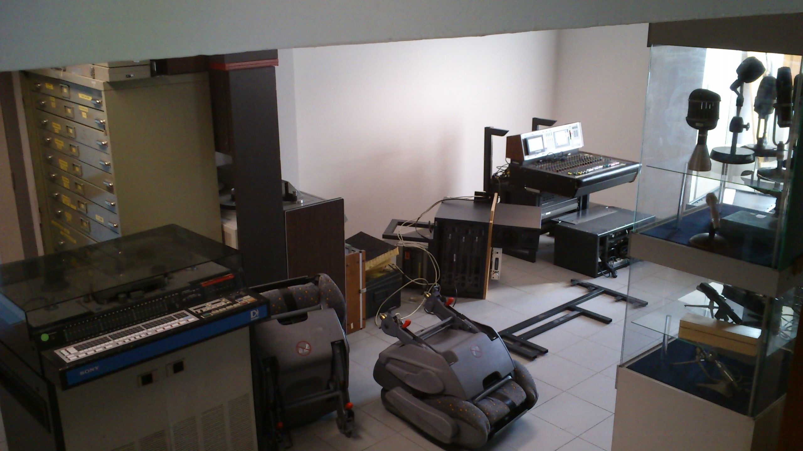 in radiohuis aangekomen 2 2