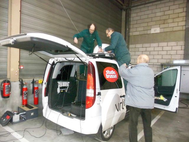 onze leden aan het werk