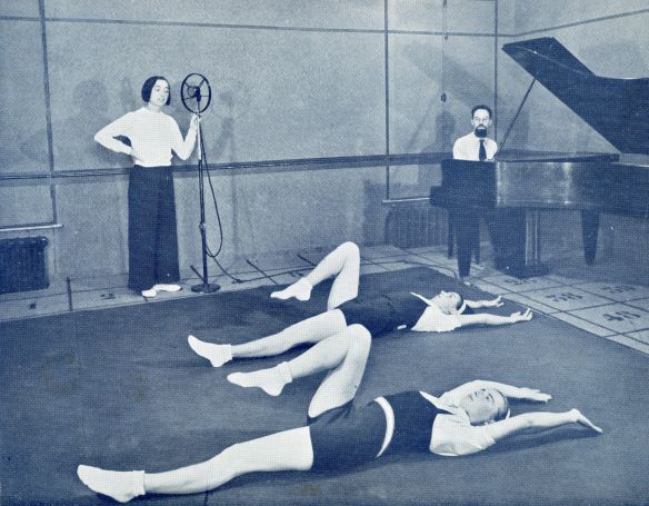 Lea Daan met pianist in de lesredred.jpg